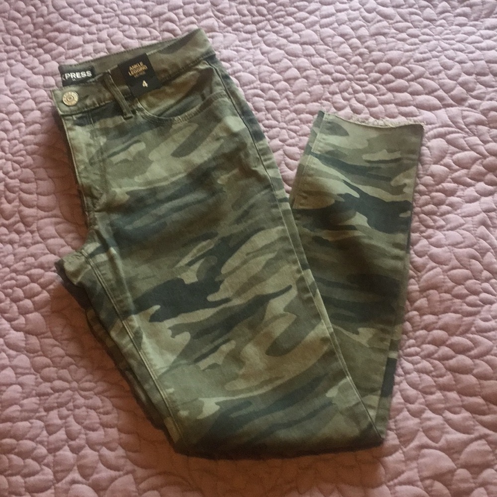 Express Camo Ankle Legging